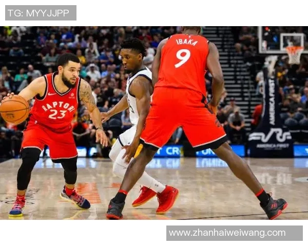 东契奇复出率湖人连胜！44+12+6反转灰熊 三连得分40+比肩张伯伦